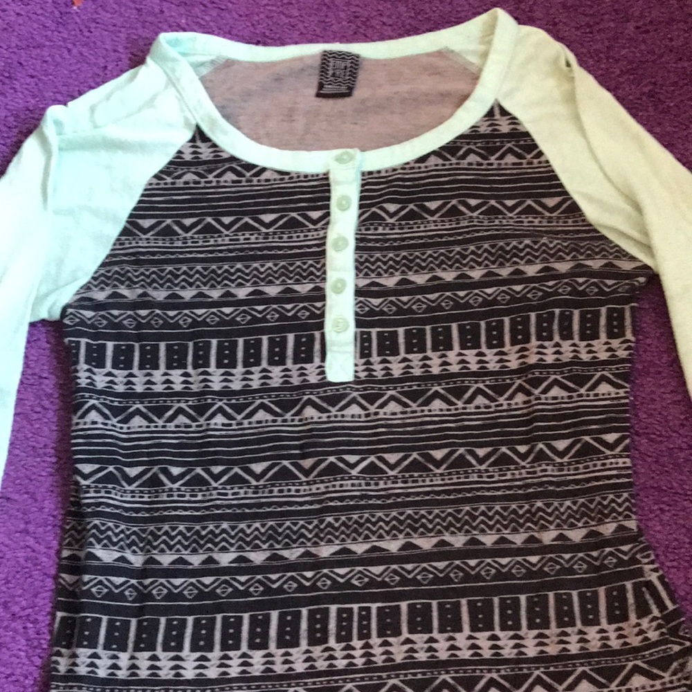 3/4 sleeve tee